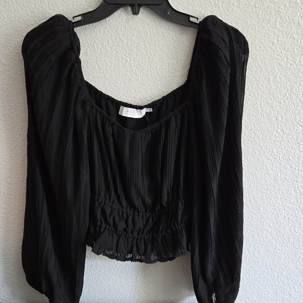Astr Black Pleated Blouse